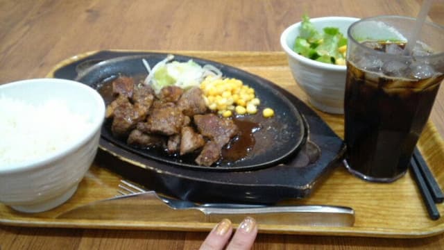 ステーキマウンテン 横浜ワールドポーターズ - サブ画像3