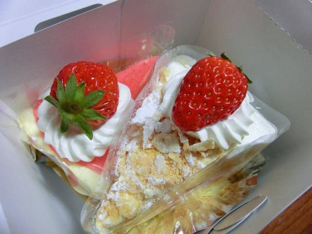 ケーキのお店 シャン・ド・フルール - サブ画像2