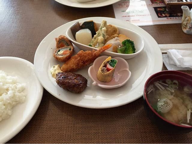 ケーキファクトリー シュー 大手町店 - サブ画像1