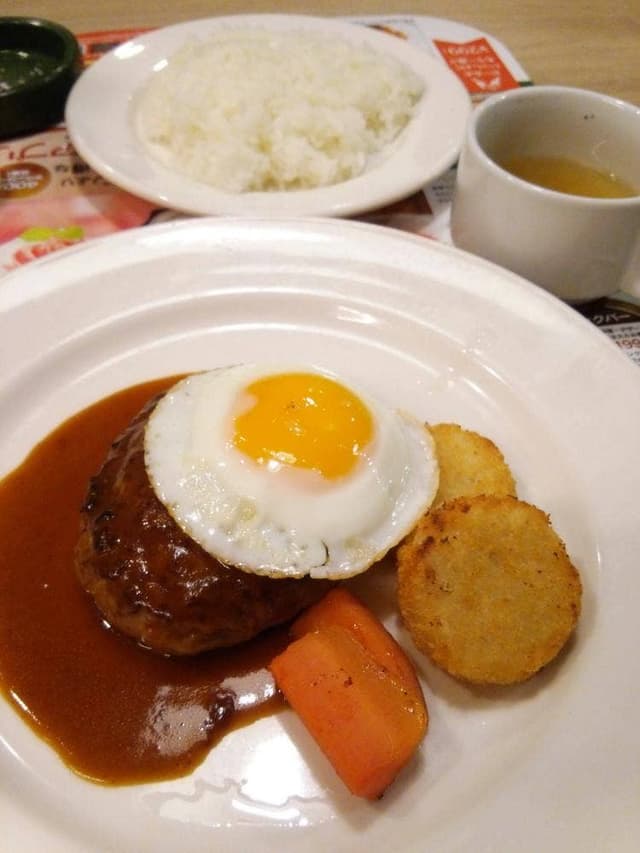 Cafe レストラン ガスト 足立平野店 - サブ画像1