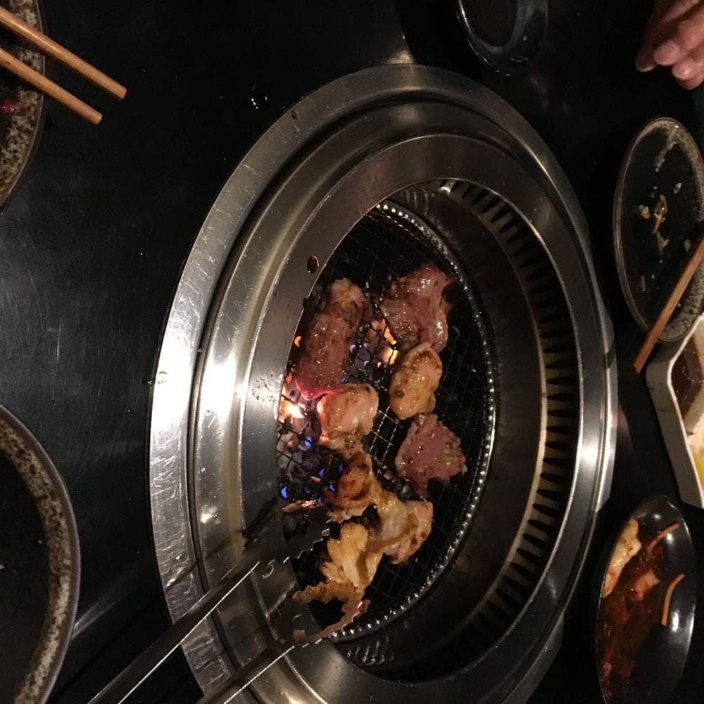 犇郷