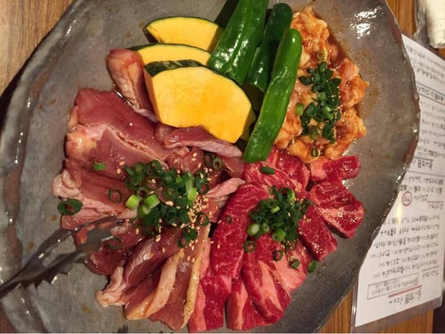 焼肉や 牛いっとう 新宮店 - サブ画像1
