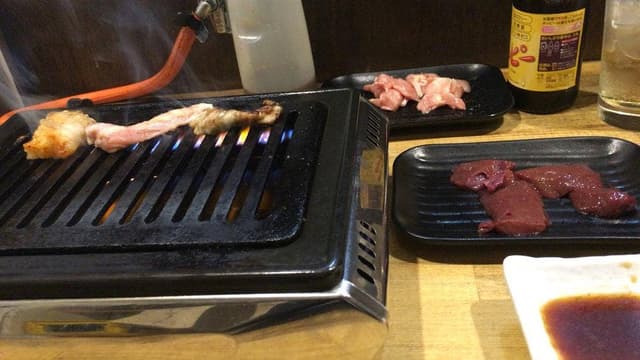駅前ホルモン焼肉酒場 寿々屋 - サブ画像3