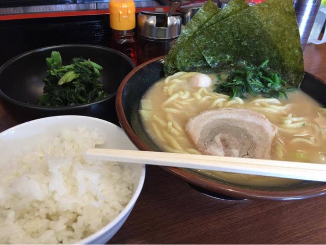 横浜家系ラーメン 宮本商店 - サブ画像3