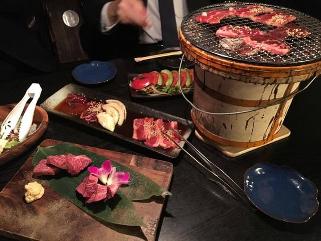 炭火焼焼肉 久保屋 - サブ画像1