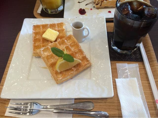 レオニダス 箕面小野原店 - サブ画像3
