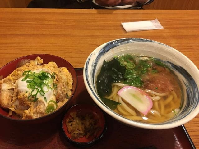 自家製麺 杵屋 六甲道フォレスタ店 - サブ画像1