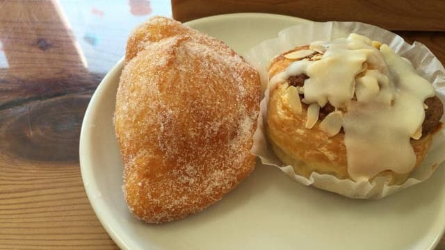 ベーカリーカフェ どんどん - サブ画像1