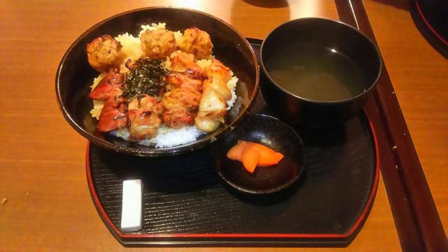 地鶏炭火焼 鳥八 - サブ画像3