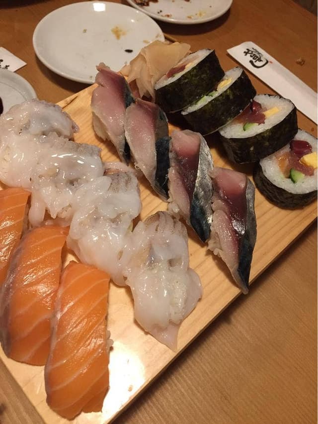 や台ずし 津新町 - サブ画像1