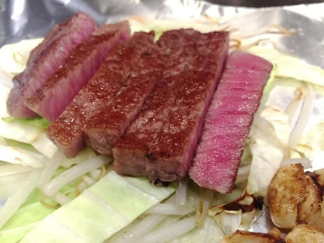 鉄板料理・お好み焼き たまい - サブ画像1