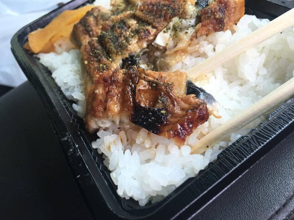 うなぎ専門 一麦食品