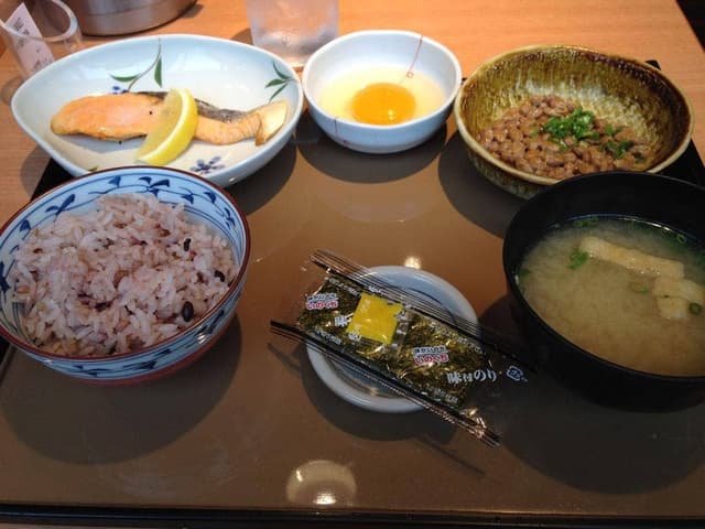 やよい軒 金沢増泉店 - サブ画像1