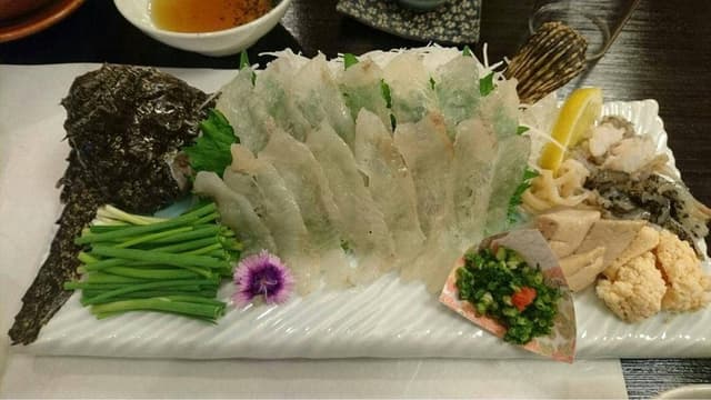 魚処 丸萬 - サブ画像1