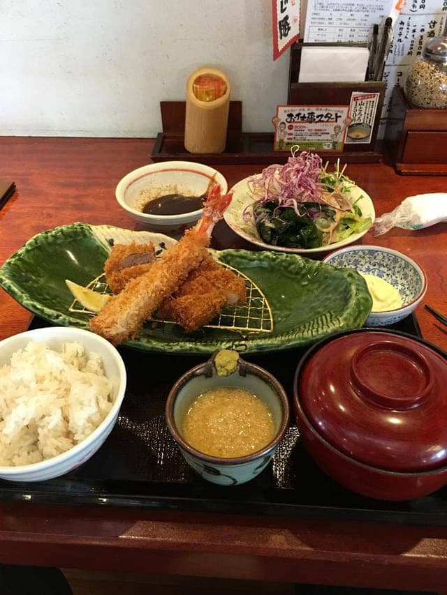 山かつ 国府店 - サブ画像1