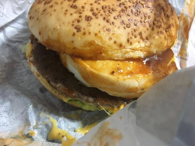 マクドナルド 真嘉比古島店 - サブ画像1