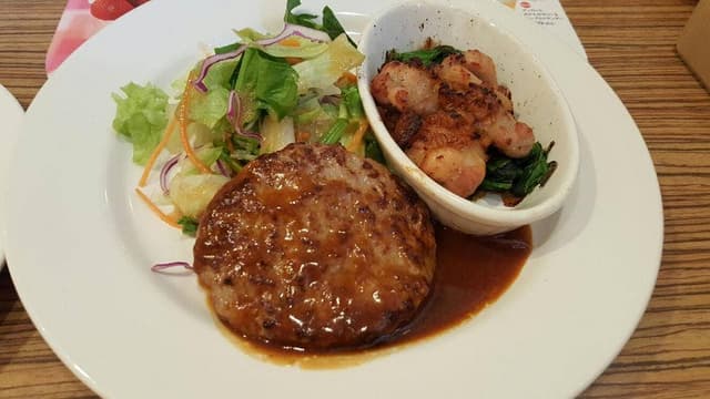 Cafe レストラン ガスト 古渡町店 - サブ画像1