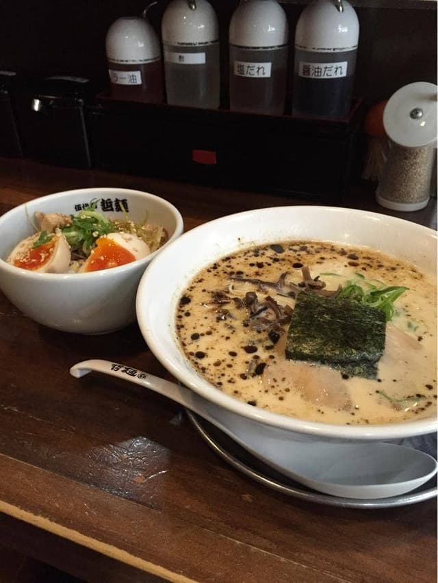 伍代目哲麺 平塚金目店 - サブ画像2