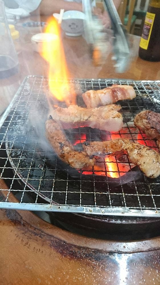 ホルモン一丁目