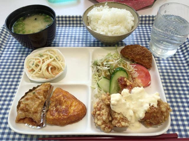 宮崎学園短期大学国際交流センター 食堂 - サブ画像2