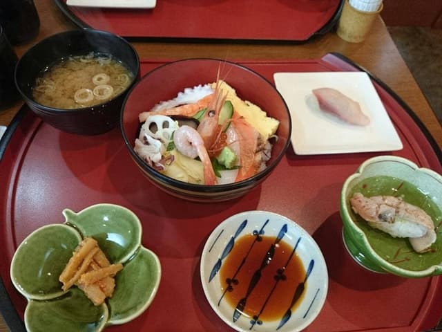 寿し駒 兼六園店 - サブ画像1