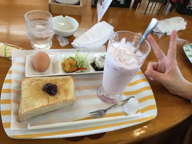 カフェ・イースト - サブ画像1