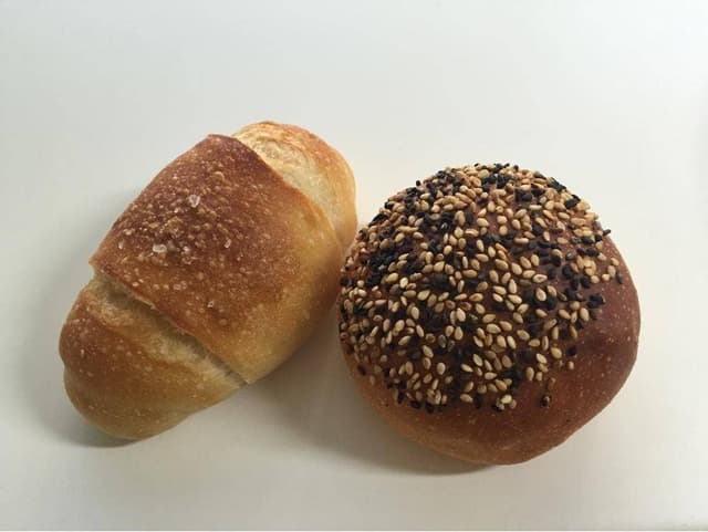 やま市パン商店 - サブ画像2