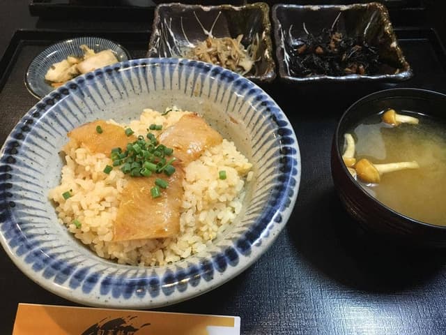 旬菜料理 時遊陣 - サブ画像2