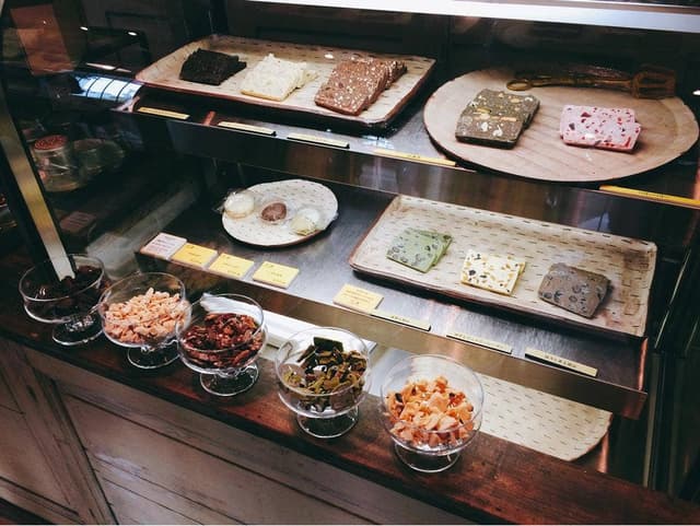 NEW STANDARD CHOCOLATE kyoto - サブ画像2