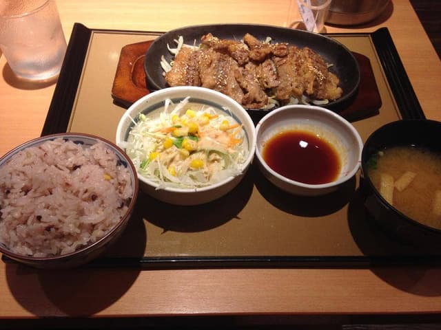 やよい軒 鳥栖店 - サブ画像1