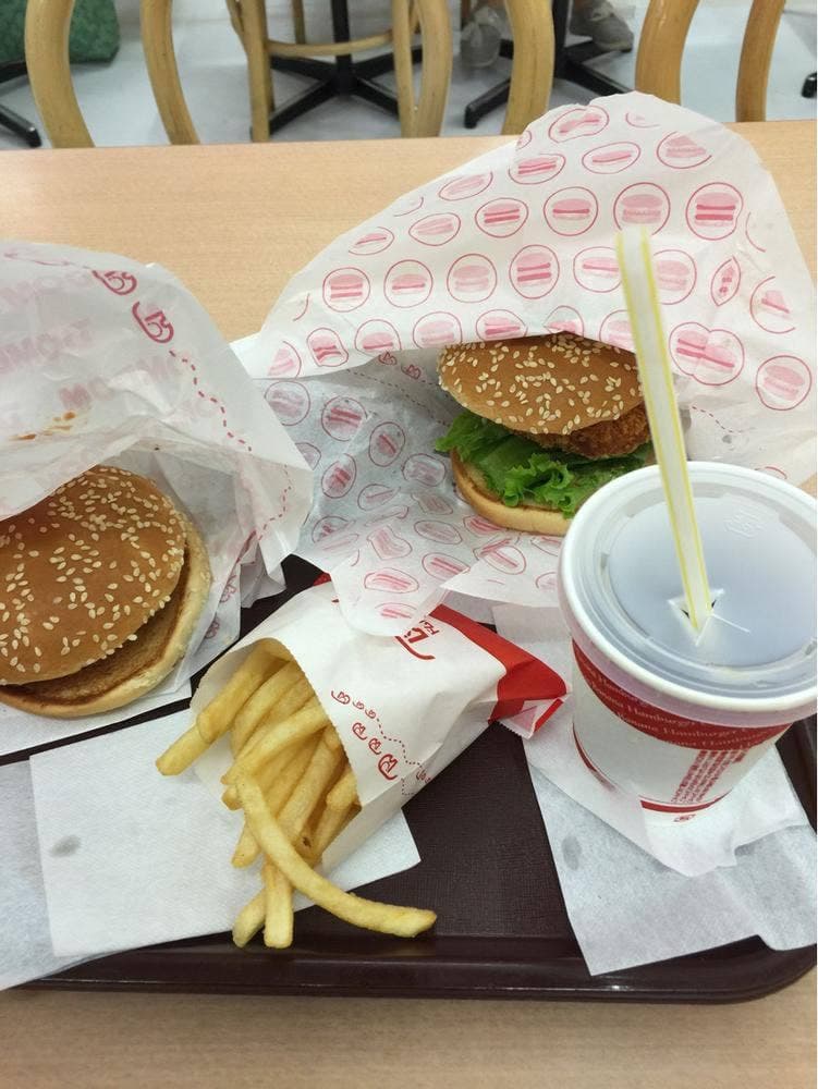 ドムドムハンバーガー イオン笹丘店
