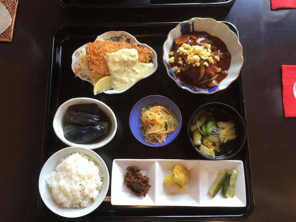 肉と野菜と魚の料理 たけうち