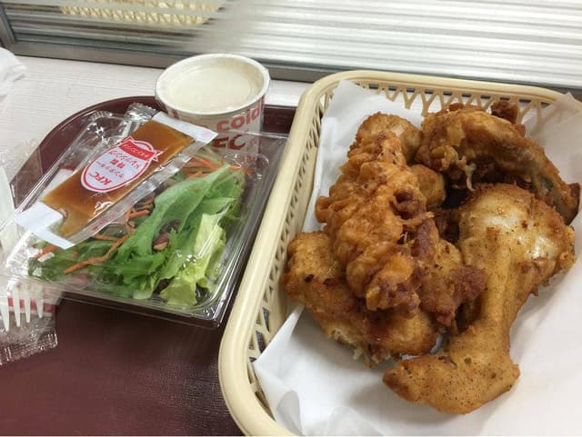 ケンタッキーフライドチキン 上野池ノ端店 - サブ画像3