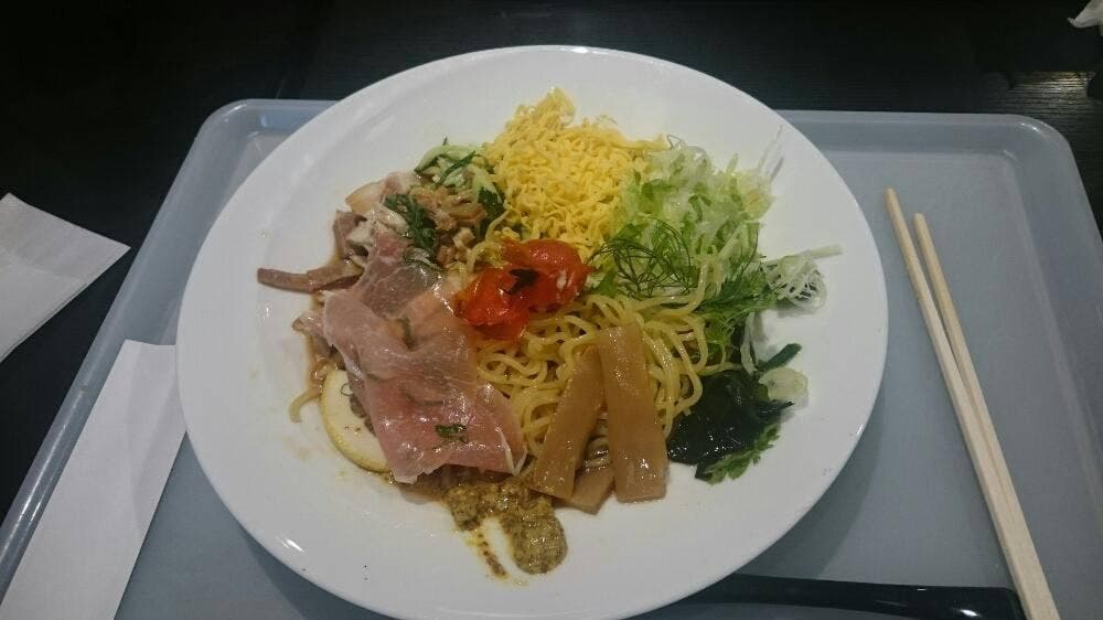 中央食堂ヤーや