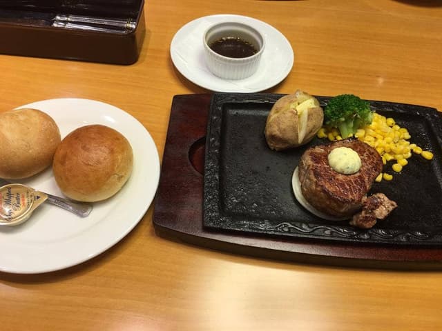 ステーキ宮 盛岡南店 - サブ画像1