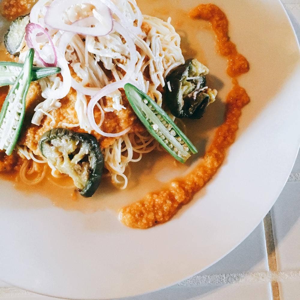 Hostel and Dining TangaTable