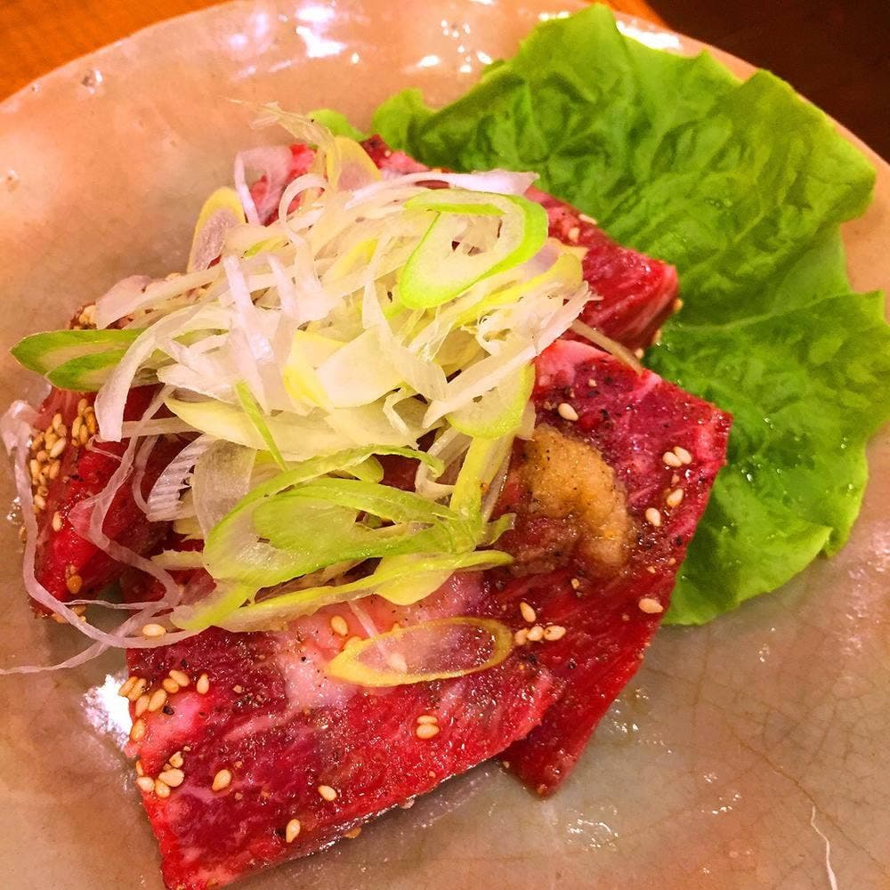 炭火焼肉 金龍