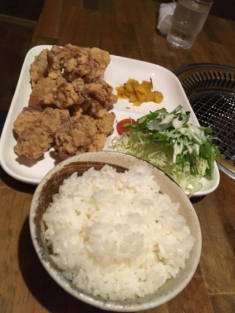 轡
