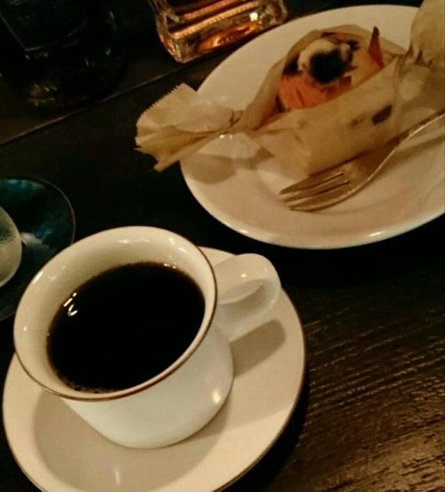 FUZON KAGA Gallery and Bar - サブ画像1