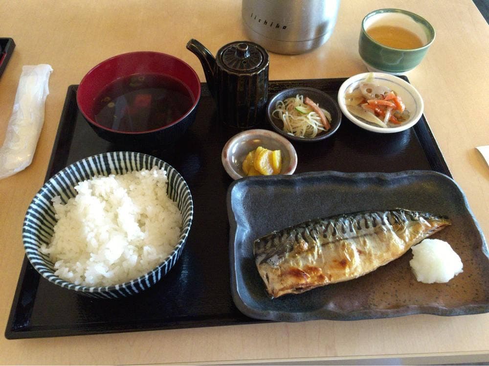 食堂マルマサ