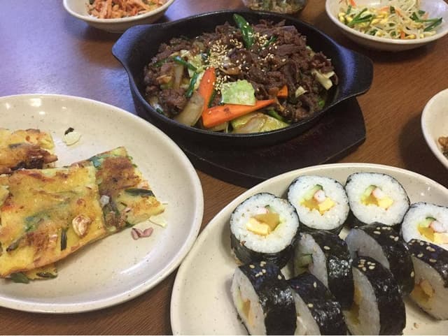 韓国風居酒屋 ひまわり - サブ画像2