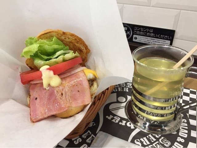 佐世保バーガー 西多賀店 - サブ画像2