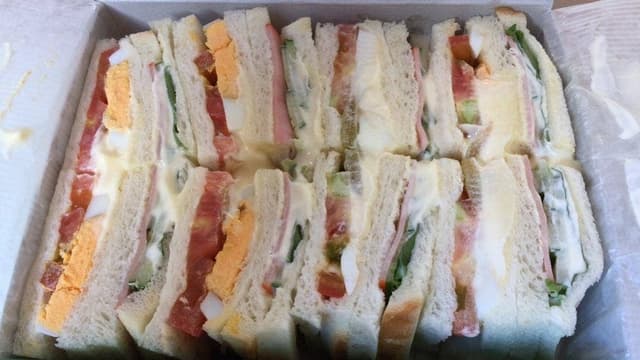ロン 大和町店 - サブ画像1