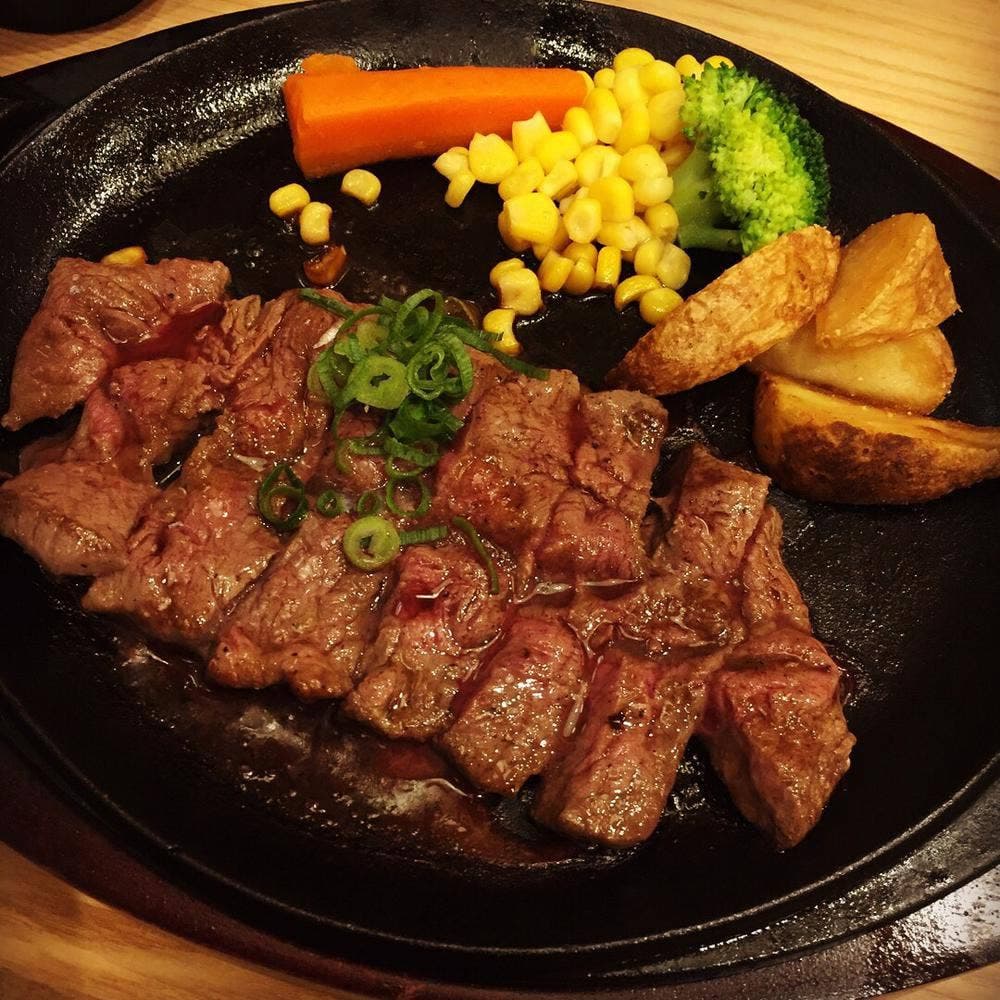 鉄板ステーキ ろく丘 イオンモール広島祇園店