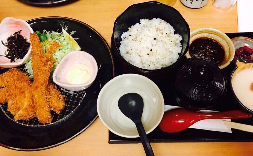 ご飯ととろろ とろ麦 サニーサイドモール小倉店