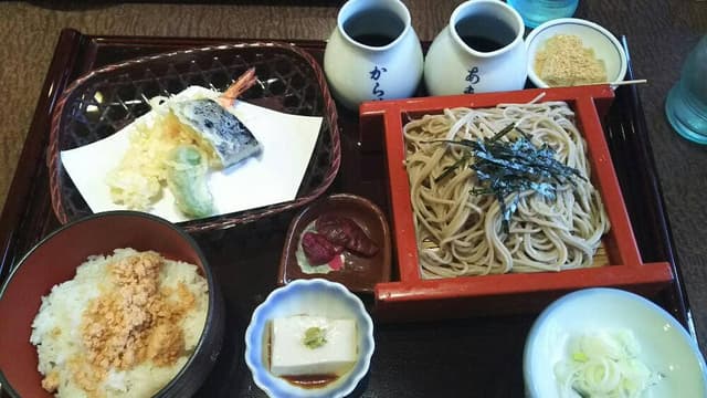 日本そば永坂更科 小倉井筒屋店 - サブ画像1