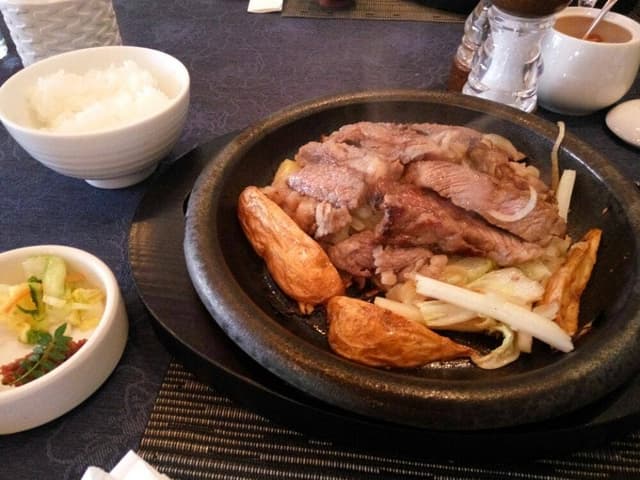 ステーキハウス 三田屋 - サブ画像1