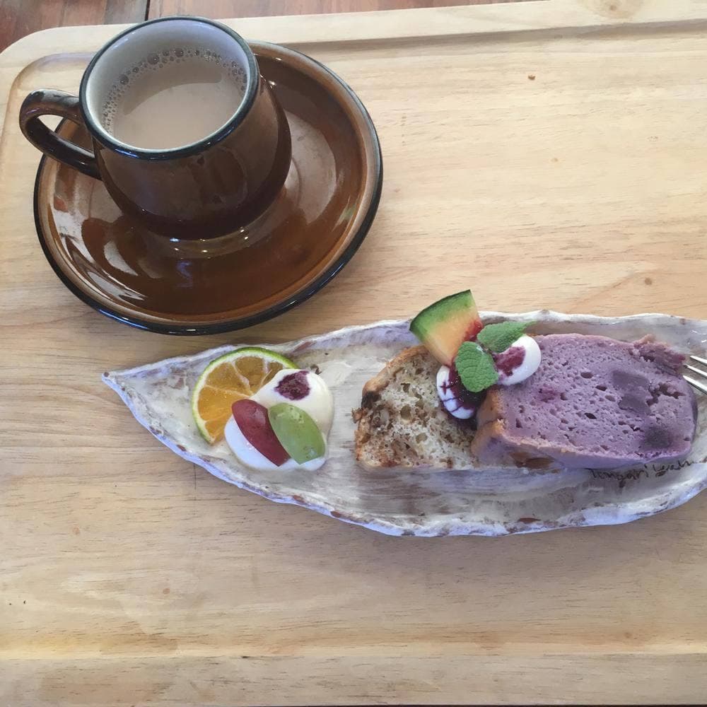 トンガリヤマノテッペンデ