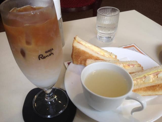 喫茶室ルノアール 大久保店 - サブ画像1