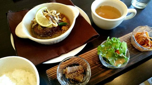 カーキフィールド - サブ画像1